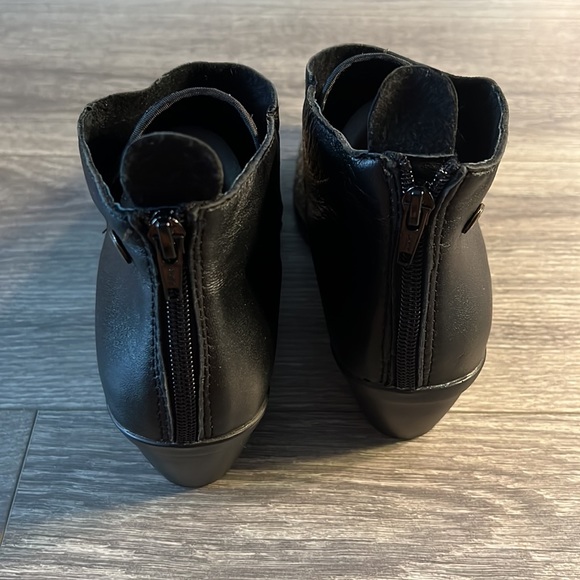 Bernie Mev. ankle booties - Picture 10 of 12